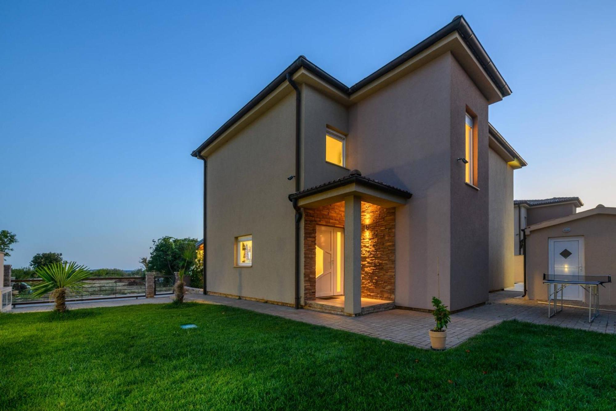 וודניאן Villa Brionika Mit Pool מראה חיצוני תמונה