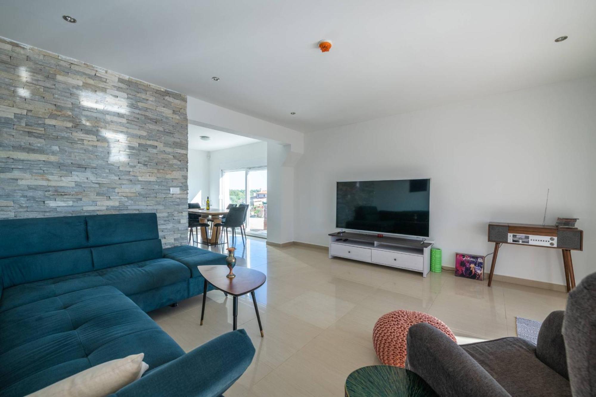 וודניאן Villa Brionika Mit Pool מראה חיצוני תמונה