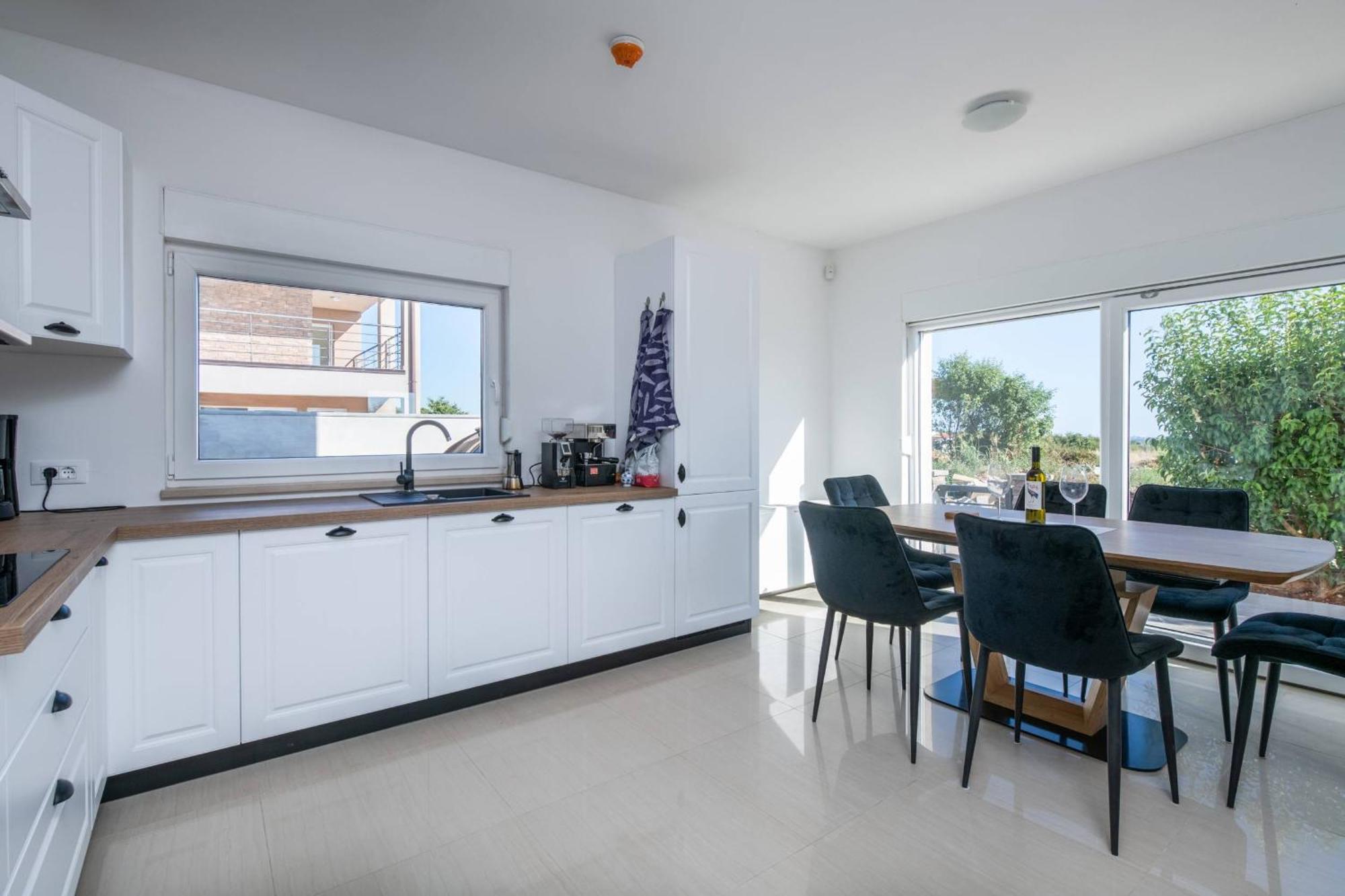 וודניאן Villa Brionika Mit Pool מראה חיצוני תמונה